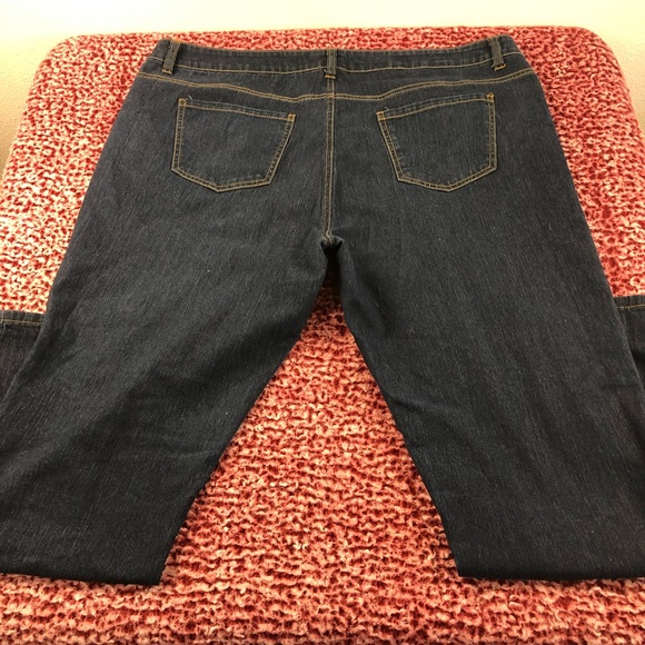 🥳🎈 Host Pick 🥳🎈 - Woman’s Jower Power Jeans - Picture 6 of 7